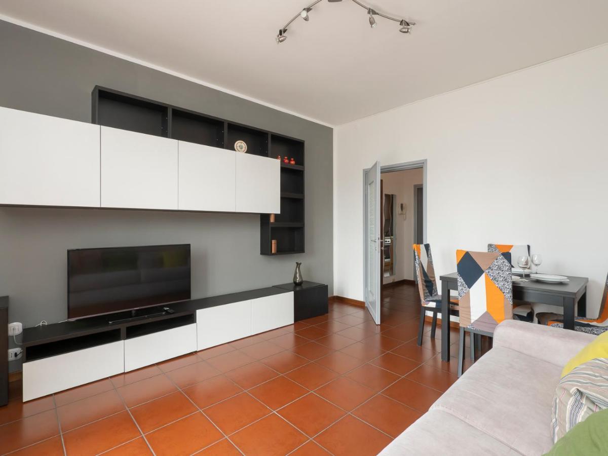 I Host Apartment - Appennini 53 Milan Exterior photo